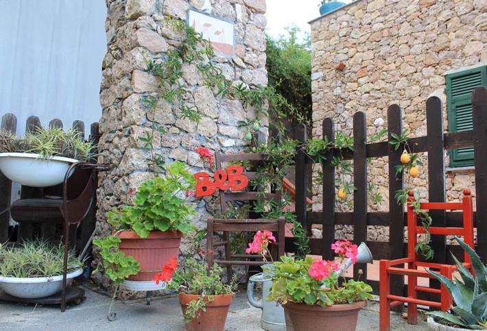 B&B für 4 Personen, mit Ausblick und Garten in Finale Ligure Gemeinde