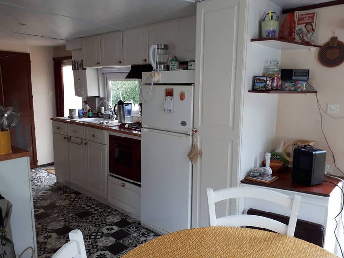Camping pour 4 personnes, avec jardin et vue sur le lac dans Fontenay-le-Comte - 3