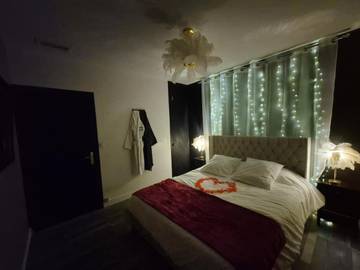 Location de vacances pour 2 personnes, avec jacuzzi ainsi que balcon et jardin à Thiviers