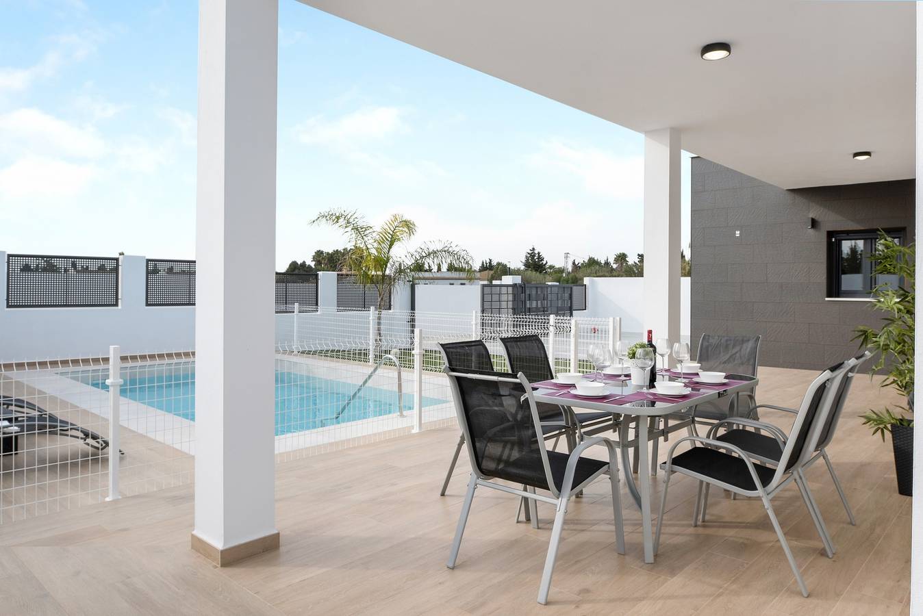 Hermosa Villa Sandra (sólo familias) con piscina, aire acondicionado y terrazas in Conil de la Frontera, Costa de la Luz