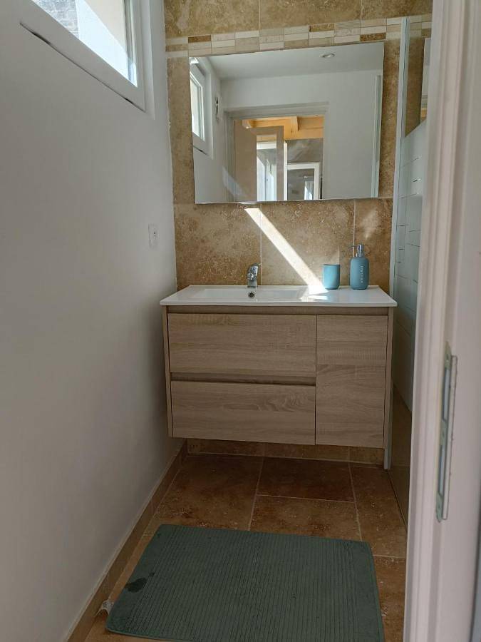 Maison d’hôte pour 2 personnes, avec terrasse à Graveson - 2