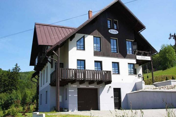 Dom gościnny dla 4 osób, z sauna i ogród oraz widok w Rokytnice nad Jizerou