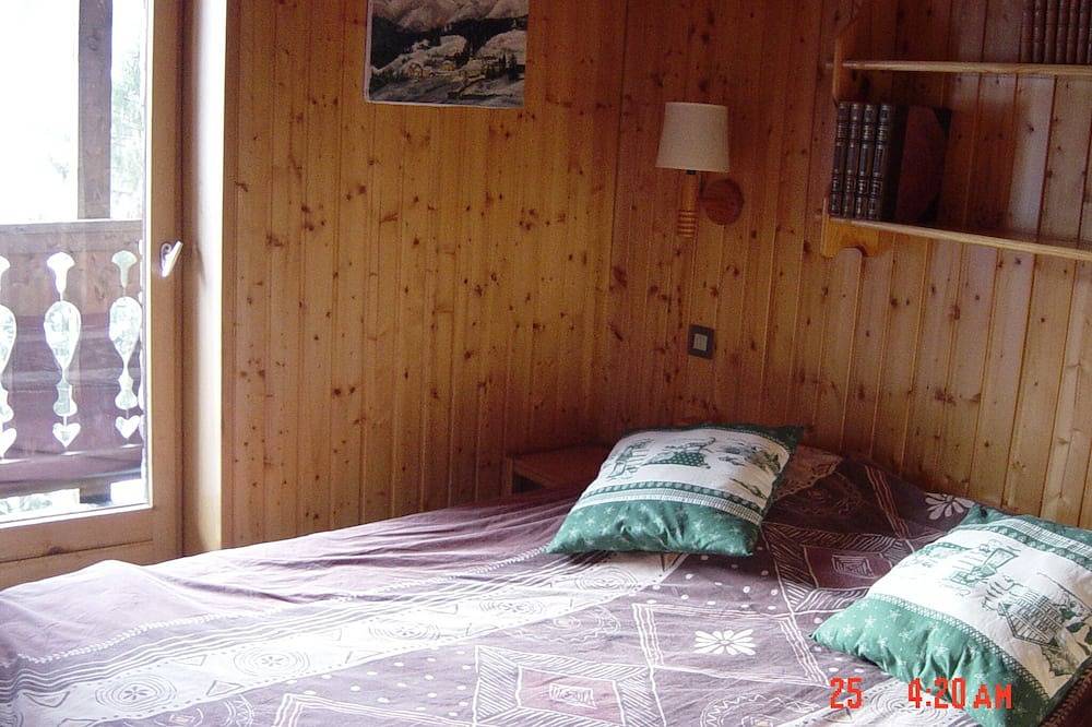 Schönes Chalet mit Blick nach Süden bis Champagny in Champagny-en-Vanoise, Nationalpark Vanoise