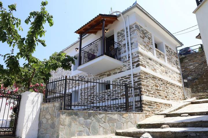 Ferienhaus für 4 Personen, mit Balkon - 1