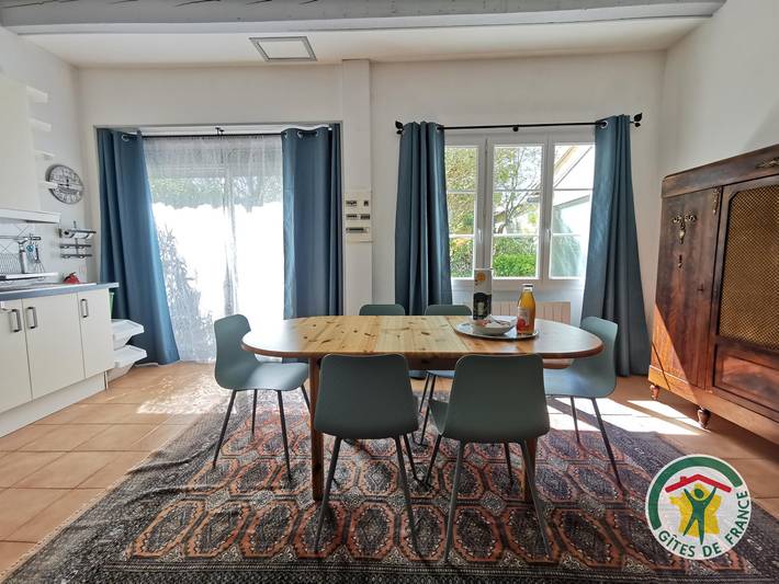 Gîte pour 5 personnes, avec terrasse et piscine ainsi que jacuzzi et jardin à Saint-Just - 3