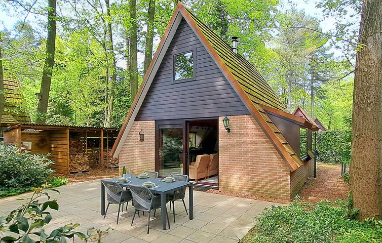 Vakantiehuis voor 4 personen, met Terras en Tuin in Lanaken