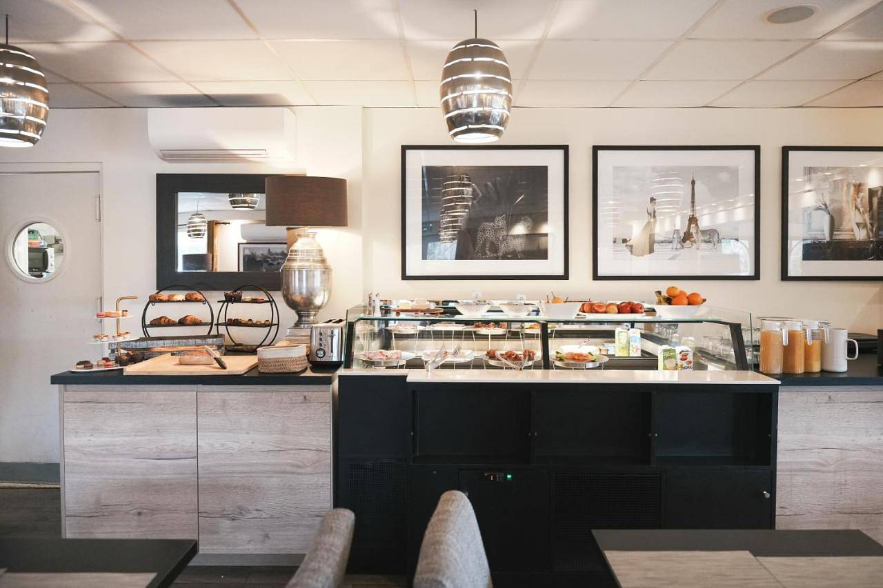 Brit Hotel Confort Orly Morangis in Morangis, Essonne