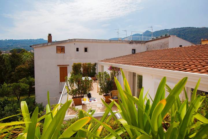 Apartamento entero, Amore Rentals - Casa Iommart con Terrazza Privata, Aria Condizionata e Internet Wi-Fi in Sant'Agnello, Sorrento Coast