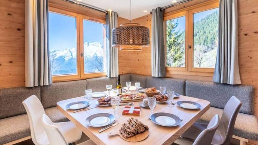 Chalet pour 9 personnes, avec jardin et sauna à Manigod