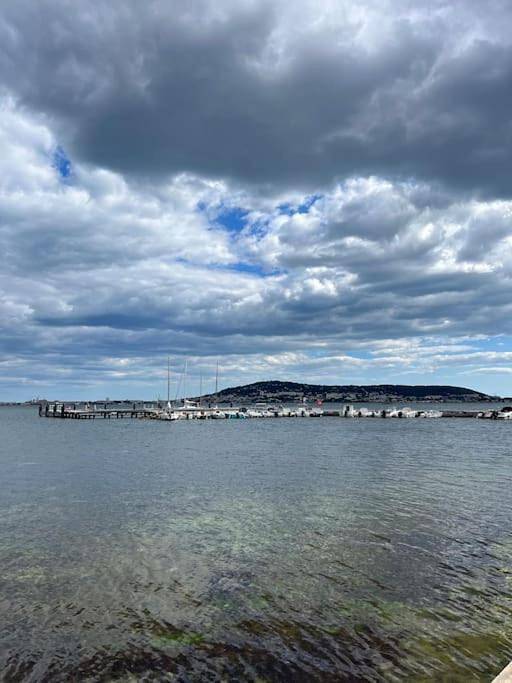 Gîte pour 2 personnes, avec balcon et vue dans Port De Balaruc Les Bains - 3