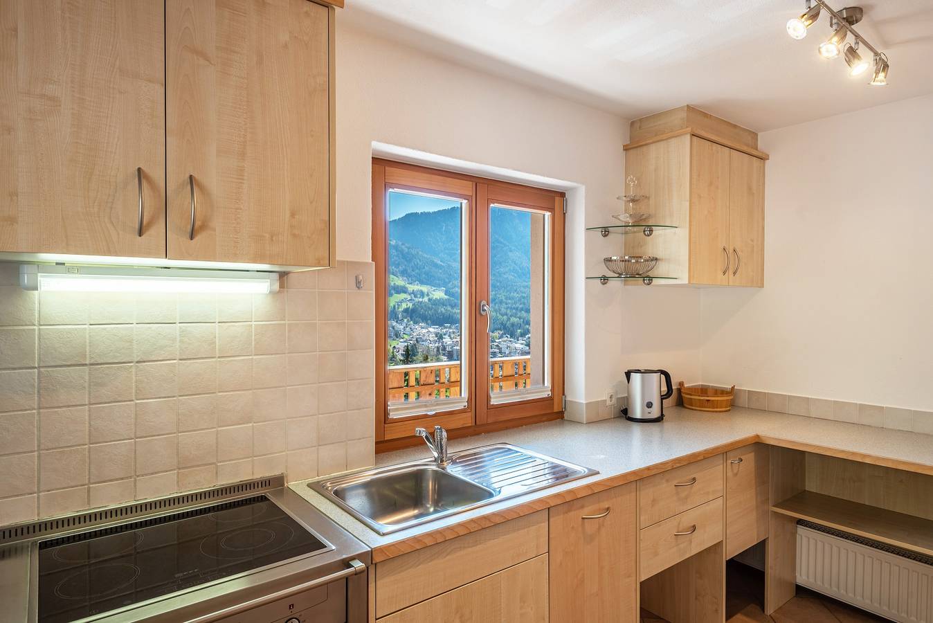 Entire apartment, Holiday Apartment 'Thusnelda C' with Mountain View, Balconies & Wi-Fi in Telfen-Lanzin, Kastelruth