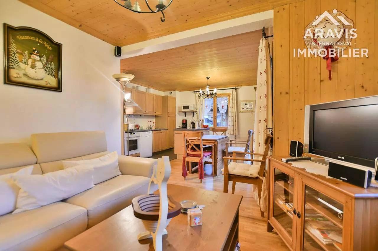 Apartamento entero, Refuge C1 – Apartamento independiente, 2/4 personas, terraza soleada con vistas impresionantes in Le Grand-Bornand, Región de Annecy