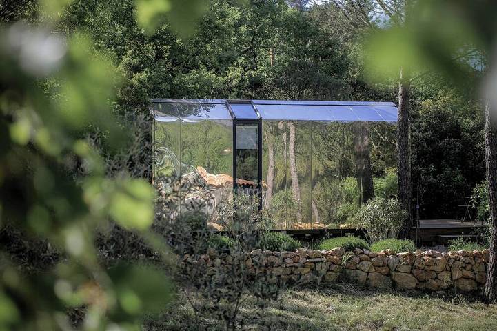 Cabane design avec piscine partagée à Bras in Bras, Région de Brignoles