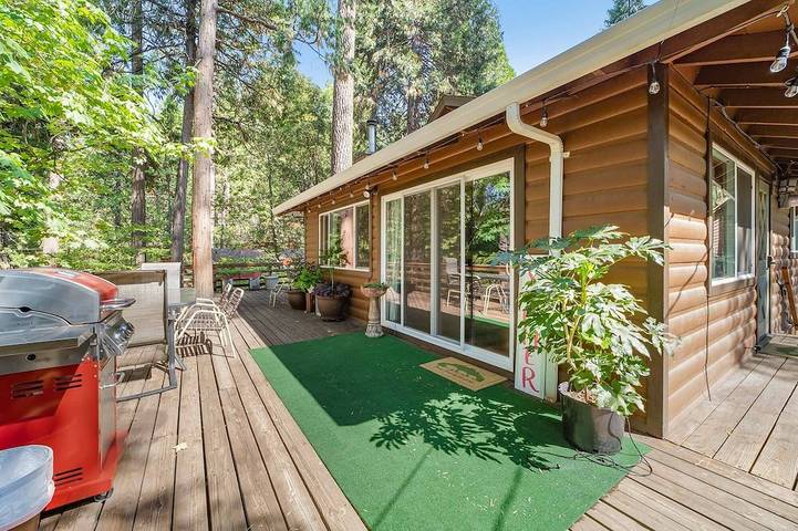 Vacation rental for 8 people, with pets in Twain Harte