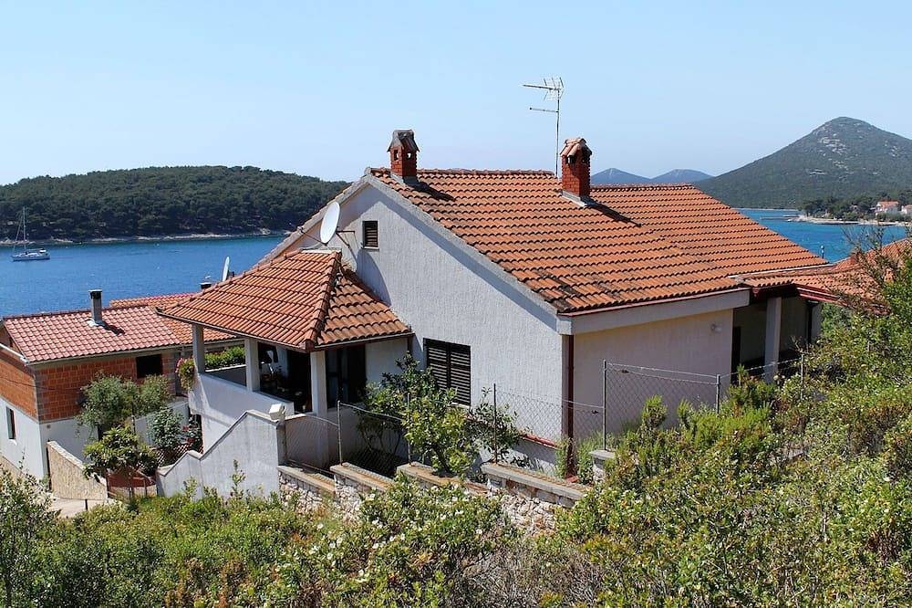 Ganze Wohnung, 1-Zimmer-Ferienwohnung am Strand Brgulje, Molat (A-6243-b) in Zadar (Kommun), Otok Molat