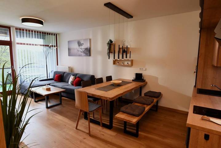 Ferienwohnung für 7 Personen, mit Sauna und Garten sowie Pool und Ausblick in Lipno - 4