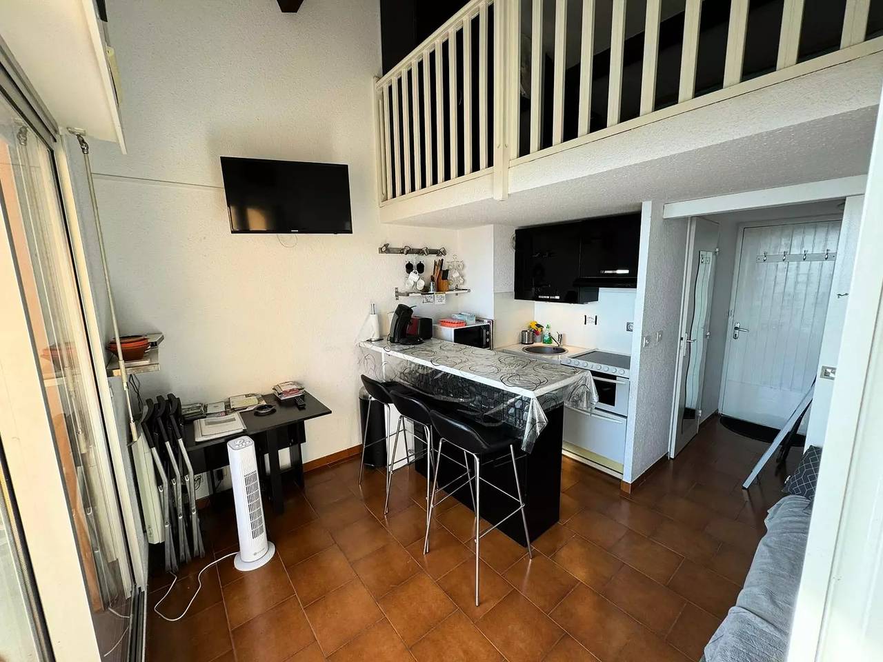 Entire studio, Studio vul sea duplex + cabin corner 4 people - Budget in Bandol, Mediterranean Coast (France)