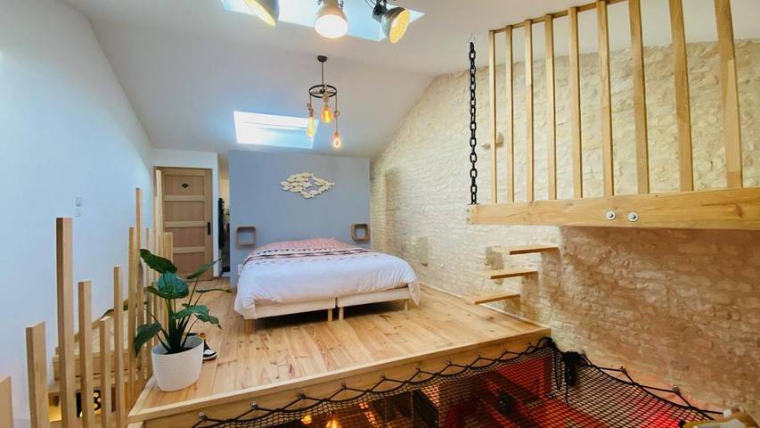 Location de vacances pour 5 personnes, avec Jacuzzi ainsi que Terrasse et Jardin à Saint-Médard-d'Aunis