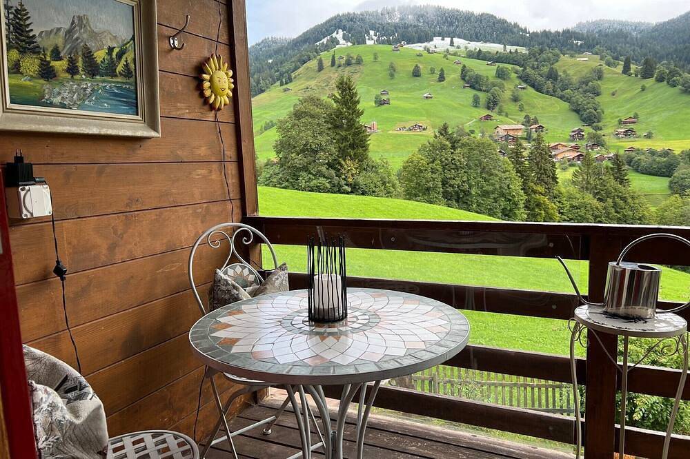 Engel Ingold Lodge - Romantisches Ferienhaus in der Jungfrau Region in Habkern, Berner Oberland