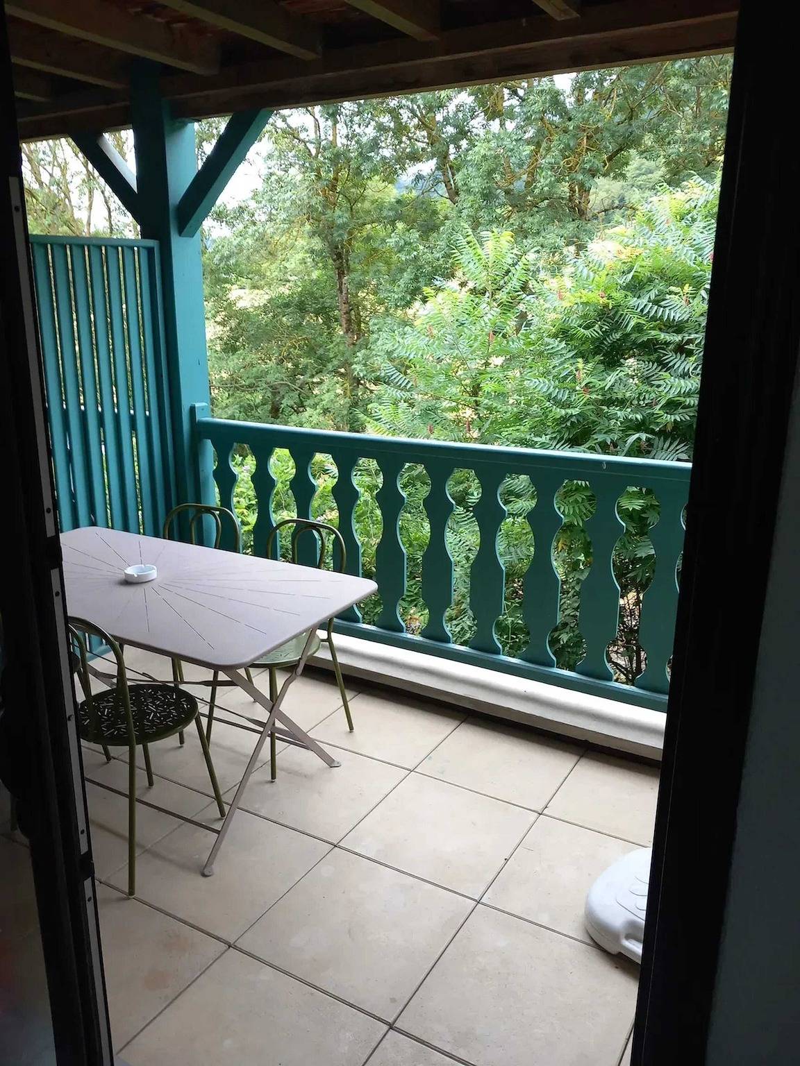 Appartement entier, Bel appartement au bord du lac à Arreau, 40 m² avec piscine in Arreau, Pyrénées