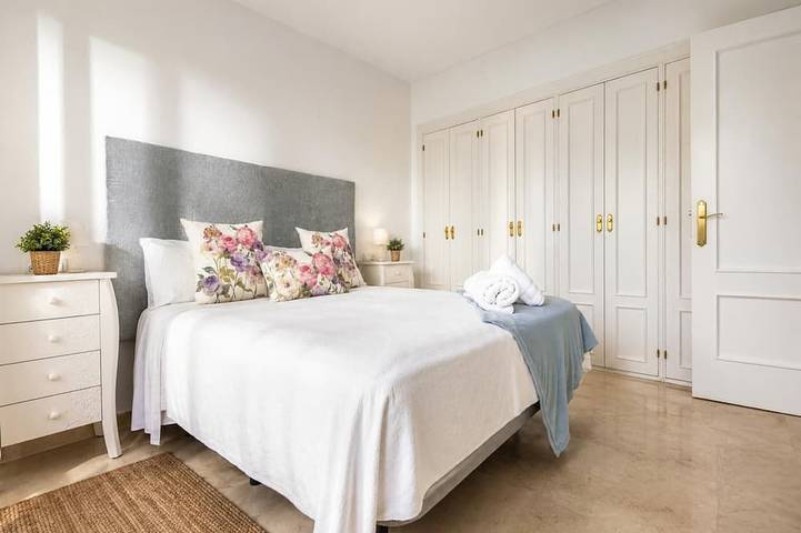 Bungalow für 4 Personen, mit Terrasse, mit Haustier in Estepona