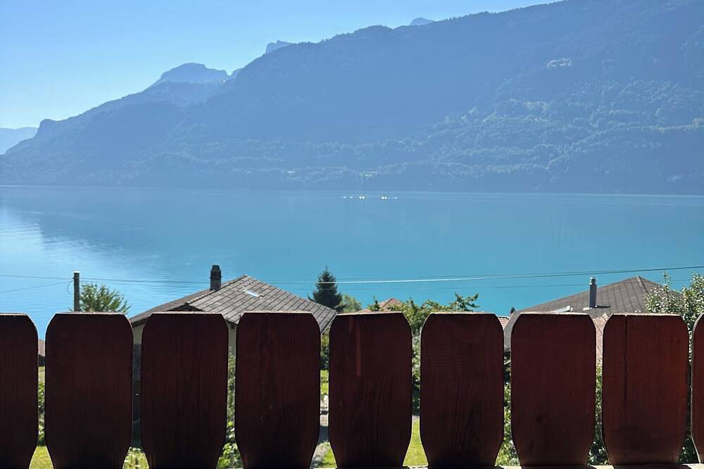 Ganze Wohnung, Neu! Seepanorama, am See, 10 min. nach Interlaken in Oberried am Brienzersee, Verwaltungskreis Interlaken-Oberhasli