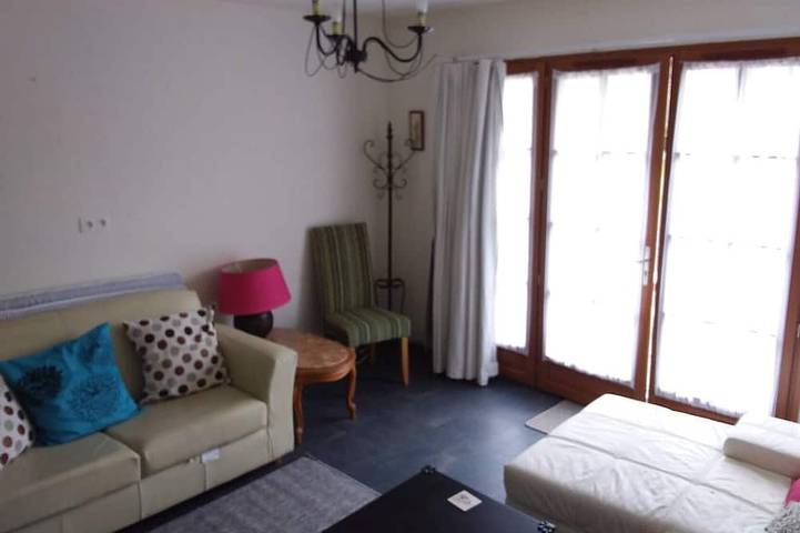 Location de vacances pour 6 personnes, avec jardin à Bazoges-en-Pareds - 3