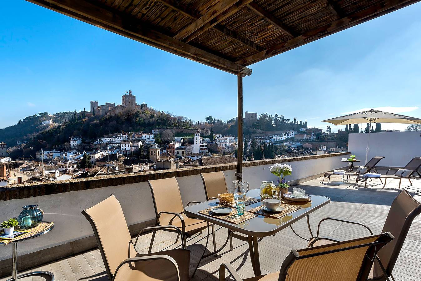 Apartamento entero, Fab Penthouse views to Alhambra. Ático Plaza Nueva in Granada, Provincia de Granada
