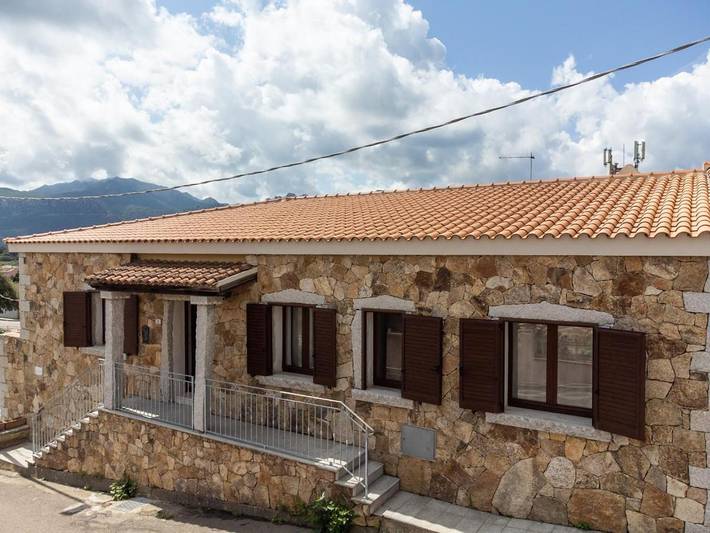 Appartamento, con Terrazza a Padru