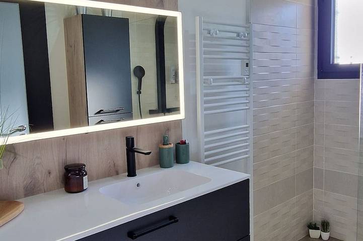 Location de vacances pour 6 personnes, avec piscine à Roubia - 2