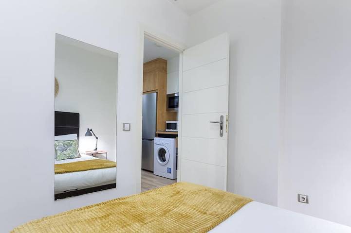 Ganze Wohnung, Mit House Universidad en Madrid in Tetuán, Madrid