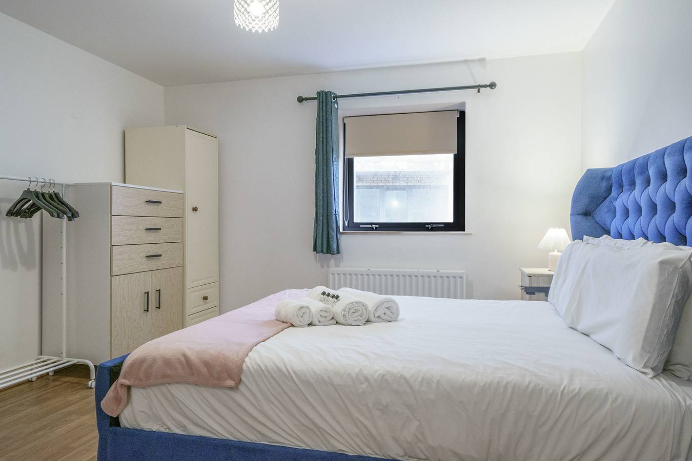 Ganze Wohnung, Spacious 2 Bed in City Centre | Gym and Parking - Pass the Keys in Belfast, Grafschaft Antrim