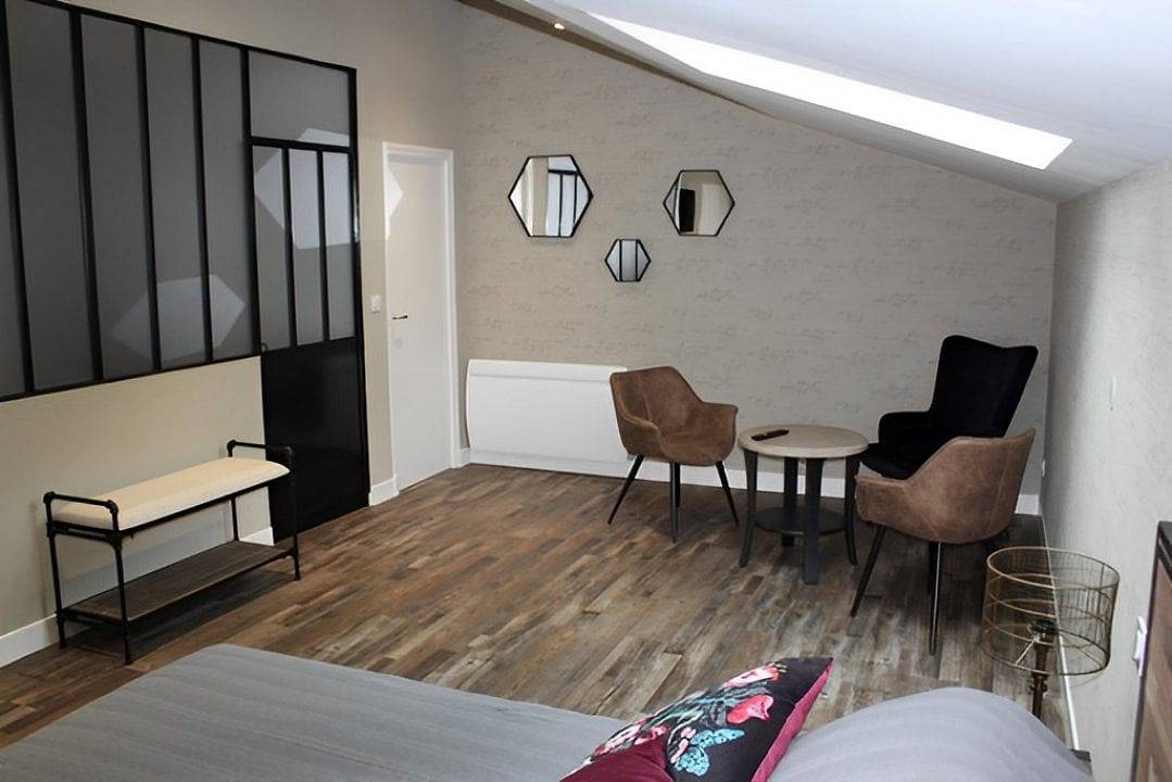 Chambres et tables d'hôtes "la Part des Anges" - La chambre atelier in Mardeuil, Marne