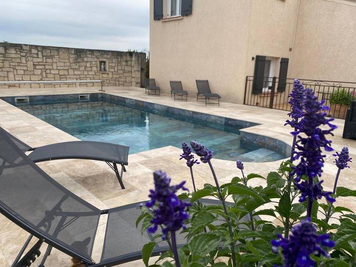 Location de vacances pour 2 personnes, avec vue et vue sur le lac ainsi que piscine et jardin, animaux acceptés à Comps - 2