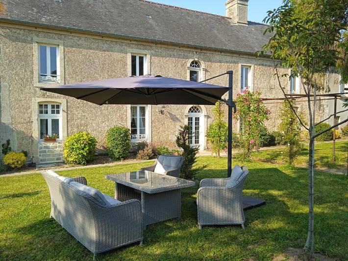Chambre d’hôte pour 3 personnes, avec vue et jardin à Mandeville-en-Bessin