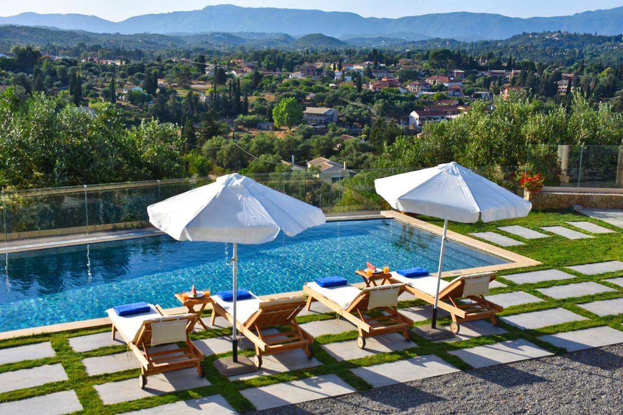 Villa Caesar in Άγιο Ιωάννη (Κέρκυρα), Κέρκυρα