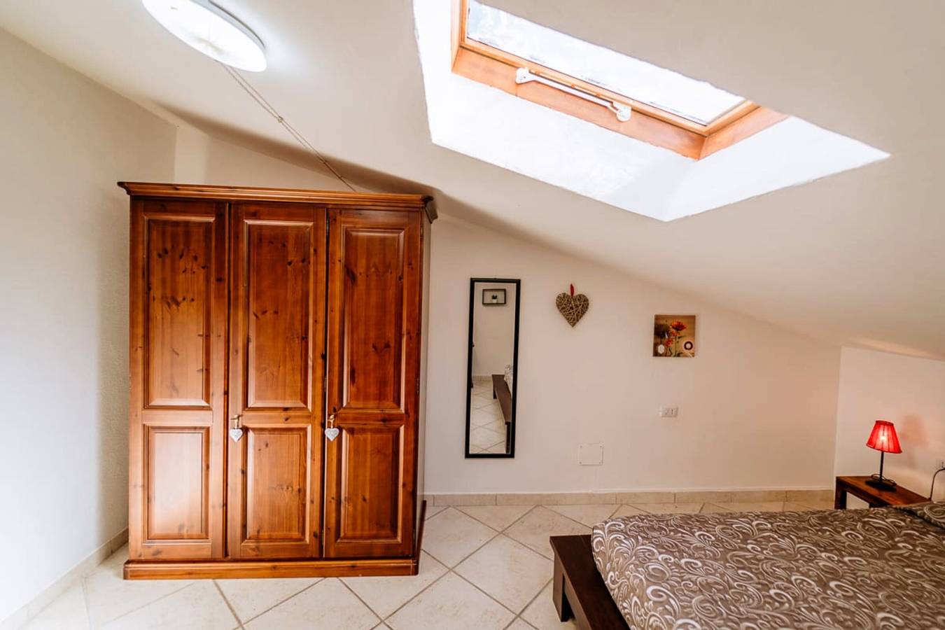 Entire apartment, Apartment 'B' with Private Terrace, Wi-Fi and Air Conditioning in Grosseto, Grosseto Province