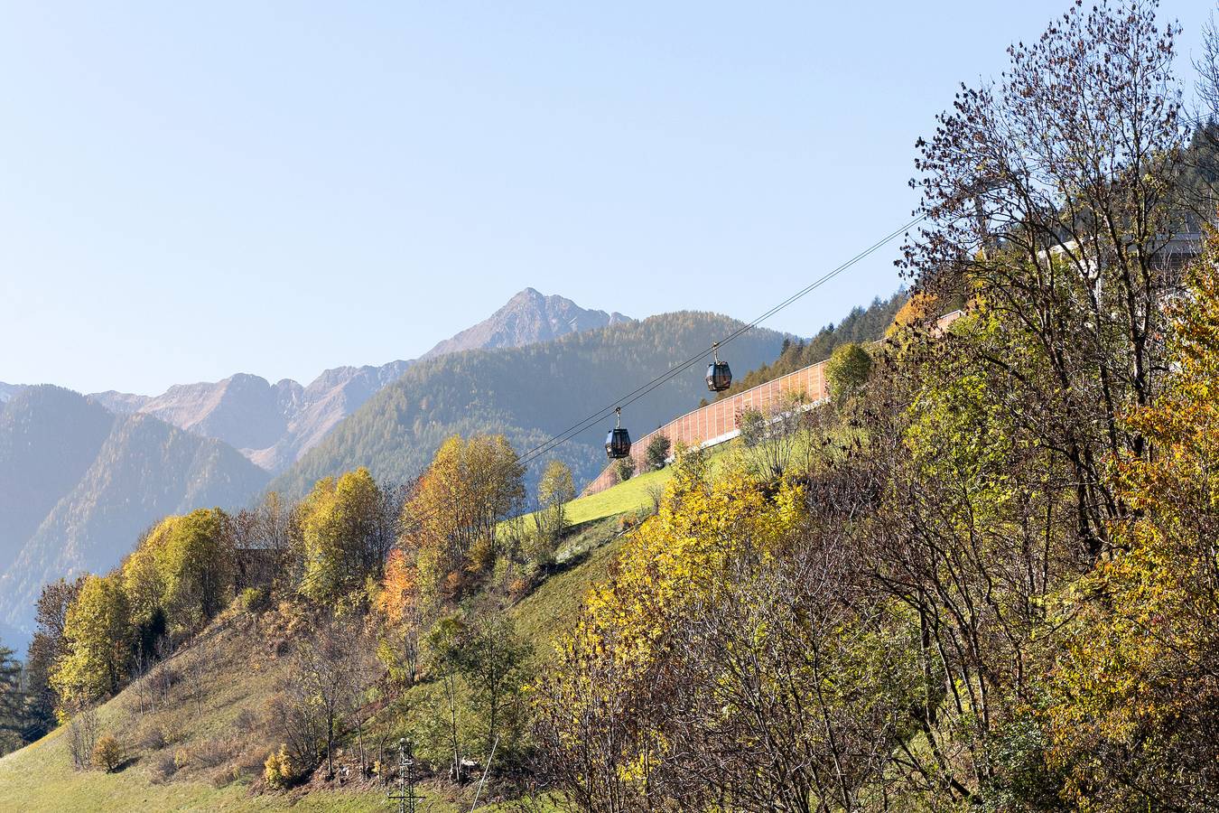 Ganze Wohnung, Apartment 'Hatzlhof Nr 5' mit Bergblick, Gemeinschaftsterrasse und Wlan in Tschöfs, Sterzing