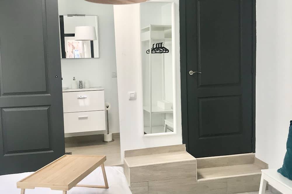 Aloe suite with private pool in Tías, Lanzarote