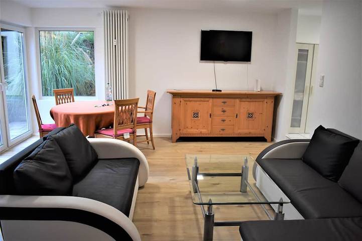 Ferienwohnung für 6 Personen, mit Terrasse und Garten - 1