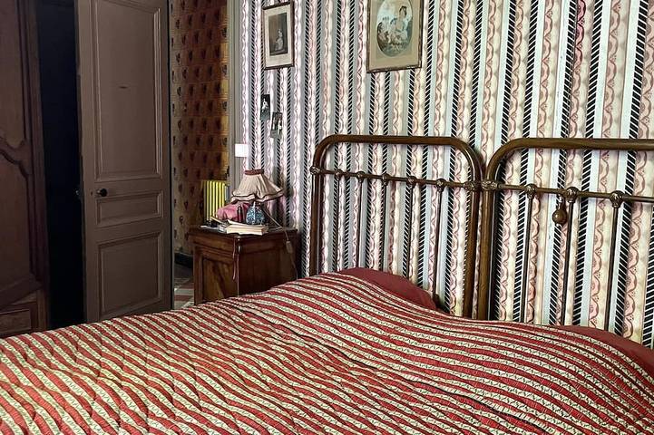 Location de vacances pour 6 personnes, animaux acceptés à La Tour-de-Salvagny - 4