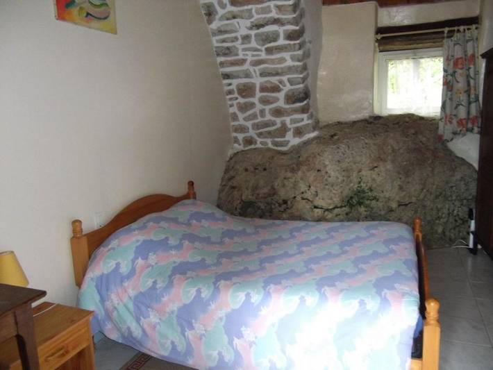 Gîte pour 3 personnes, avec jardin à La Cresse - 2