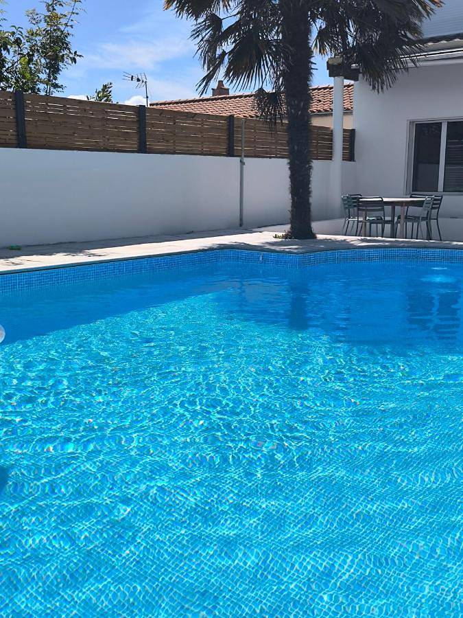 Gîte pour 5 personnes, avec piscine et balcon à Saint-Ouen-d'Aunis