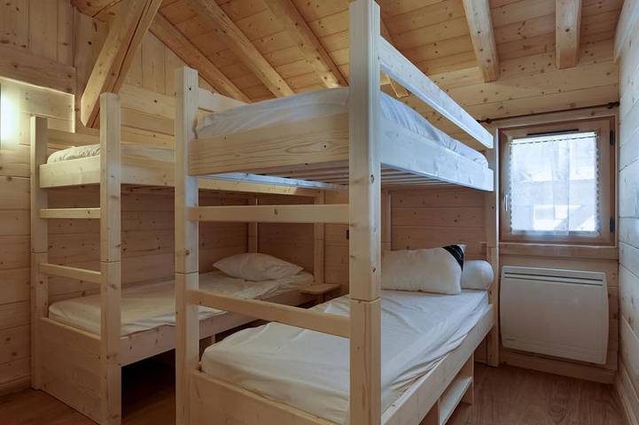 Magnifique Chalet avec spa 3 chambres 6 à 8 personnes in La Giettaz, Région d'Albertville