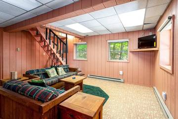 Glamping for 6 Guests in Shenandoah Valley, West Virginia, Picture 2