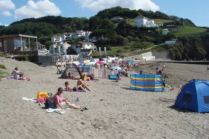 Stunning Views from this lovely holiday home in Cornwall