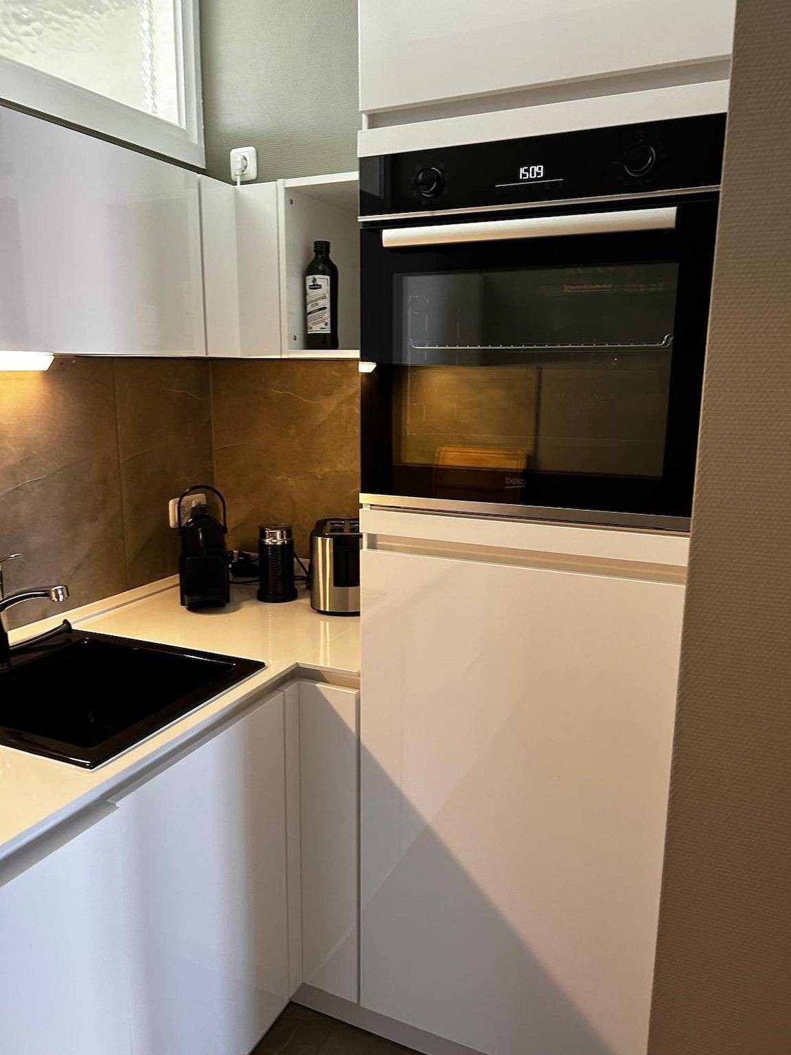 Ganze Wohnung, Ferienwohnung '6' mit gemeinsamer Terrasse, gemeinsamem Garten und Wi-Fi in Kieler Förde, Kiel