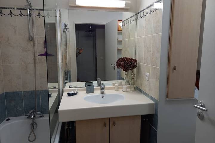 Appartement entier, Port Vannes - Bretagne Sud T2 Calme avec Terrasse in Vannes, Côte des Mégalithes