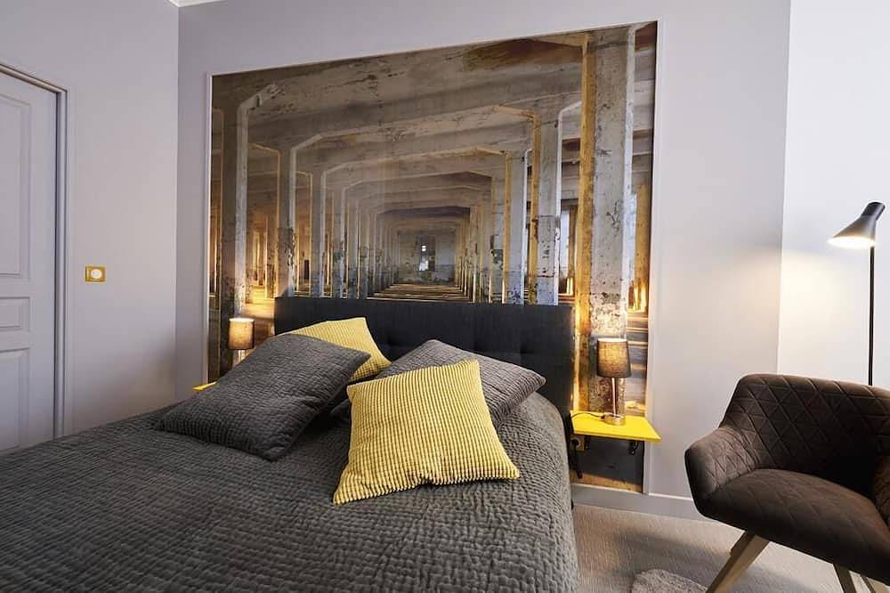 Entire apartment, Retro Design studio - Bubble 8 in Épernay, Marne
