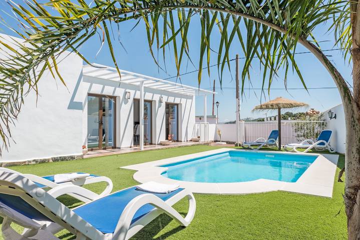 Maison de vacances pour 4 personnes, avec Balcon ainsi que Jacuzzi et Jardin à Vejer de la Frontera